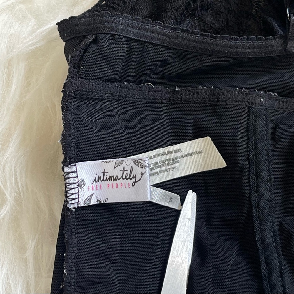 Free People Longline Lace Bralette - Picture 8 of 12